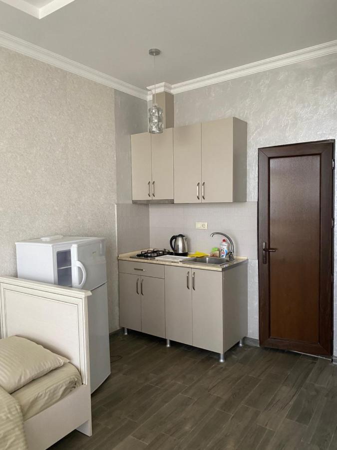 House On Moryakov 55 Aparthotel Chakvi Exteriör bild